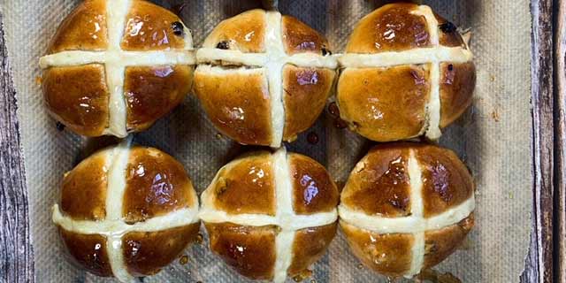 Easter Hot Cross Buns