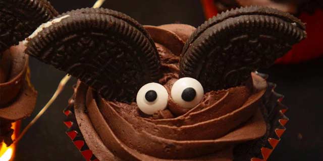 Bat Cupcake
