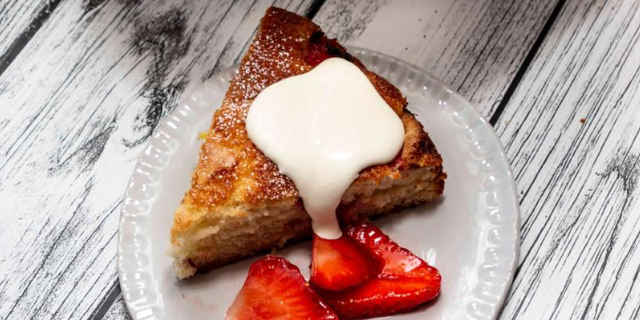 Strawberry Cream Cake